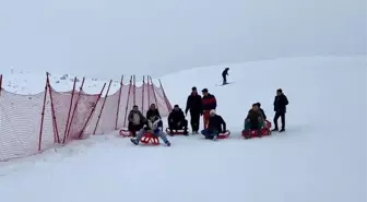 Muş Çocuk Evleri Sitesi'nden çocuklara yarıyıl tatilinde kayak keyfi