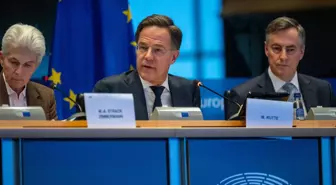 Rutte: Avrupa, Ukrayna'ya gerekli miktarda silah sağlayacak durumda değil