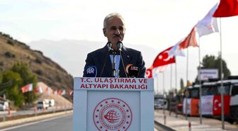 Bakan Uraloğlu: 'Dünyanın çevresinin 4'te 3'ü kadar bölünmüş yol yaparak, 30 bin kilometrelik dev eşiği geride bıraktık'