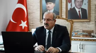 Çanakkale Valisi Toraman, AA'nın 'Yılın Kareleri' oylamasında tercihlerini yaptı