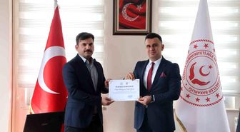 Çocuk hakları komitesi üyelerine dijital okuryazarlık ve akran zorbalığı ile mücadele eğitimi