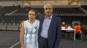 Down sendromlu basketbolcular farkındalık için parkeye çıktı