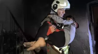 İtfaiye, yangında dumandan etkilenen 5'i çocuk 7 kişiyi kurtardı