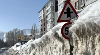 O kentimizde kar kalınlığı trafik tabelasının yüksekliğine ulaştı