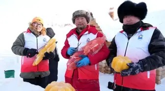 Albüm: Harbin Kar ve Buz Dünyası'nda Bitki Boyalı Buz Heykeller Yoğun İlgi Görüyor