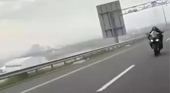 Bakan Yerlikaya: Otoyolda aşırı hız yapan motosiklet sürücüsü yakalandı