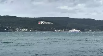 Çanakkale Boğazı fırtına nedeniyle çift yönlü trafiğe kapatıldı