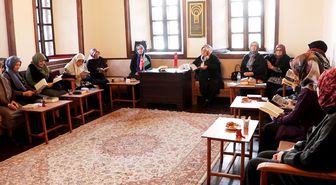 Erzurumlu kadınların 10 yıllık kitap buluşması