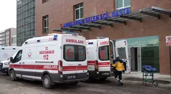 Otomobille çarpışan motosiklet sürücüsü öldü