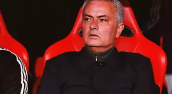 Peri masalı! Mourinho'nun Benfica'sı 90+8'de kalecisinin attığı golle Real Madrid'i devirdi ve ilk 24'e kaldı