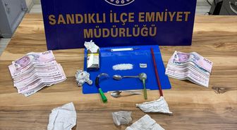 Afyonkarahisar'da uyuşturucu operasyonunda 3 şüpheli yakalandı
