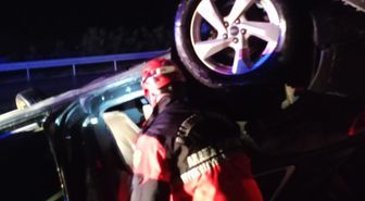 Balıkesir'de takla atan otomobildeki 4 kişi yaralandı