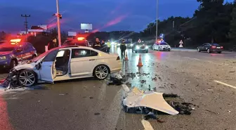 Çanakkale'de 2 otomobil çarpıştı; 1'i ağır 5 yaralı