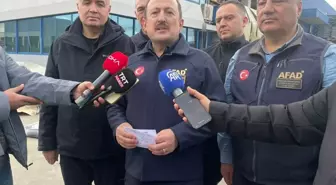 İzmir'i sağanak vurdu; 320 konut, 78 iş yeri ve 5 kamu binasını su bastı