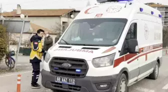 Kamyonet bisiklete çarptı: 1 yaralı