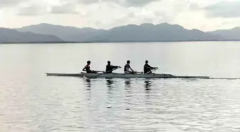 Köyceğiz'de yarıyıl tatili kürek okulu eğitimleri sürüyor