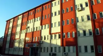 Manisa'da fuhuş operasyonu; 2 gözaltı