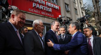 Özgür Özel'den Fatih Erbakan'a ziyaret