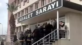 Yaşlı kadını dolandırmak isteyen sahte başkomiser ve sahte savcı gerçek polislere yakalandı