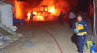 Zile'de yangın çıkan traktör kullanılamaz hale geldi