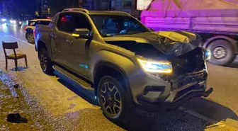 Antalya'da kamyonetle çarpışan elektrikli bisiklet sürücüsü öldü