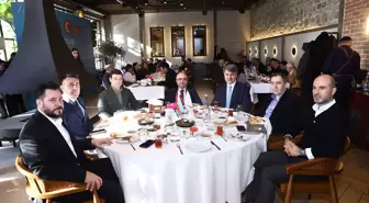 Bakü'de "Türkiye-Azerbaycan iş dünyasında yeni ufuklar" konulu iş toplantısı düzenlendi