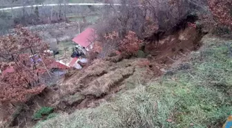 Bolu'da heyelan nedeniyle 3 ev boşaltıldı