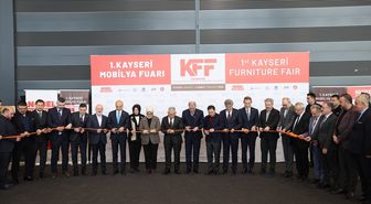 Büyükşehir Belediye Başkanı Büyükkılıç, 1. Kayseri Mobilya Fuarı'nın açılış törenine katıldı