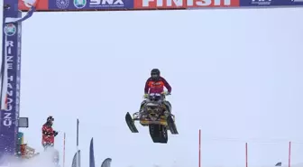 Dünya Kar Motosikleti Şampiyonası'nda sıralama yarışları yapıldı