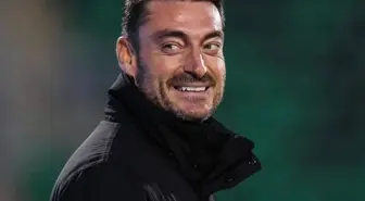 Eintracht Frankfurt'un yeni teknik direktörü Albert Riera oldu