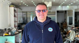 Oto yıkama işi yaptığı sanayide, hobisini geliştirip elektrikli bisiklet tamir ustası oldu