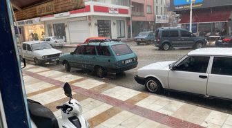 Sarıgöl'de sağanak ve dolu etkili oldu
