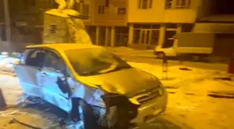 Sarıkamış'ta trafik kazası: 3 yaralı
