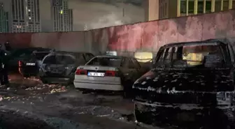 Sarıyer'de park halindeki 5 araç şüpheli bir şekilde alevlere teslim oldu