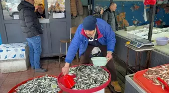 Zonguldak'ta olumsuz hava koşulları balık fiyatlarını artırdı