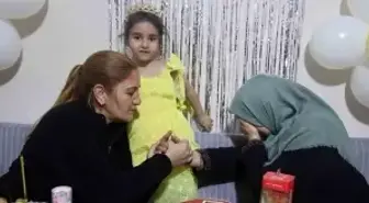 Aile fotoğrafından geriye tek kalan Alye'nin doğum gününde babaannesi gözyaşlarına boğuldu