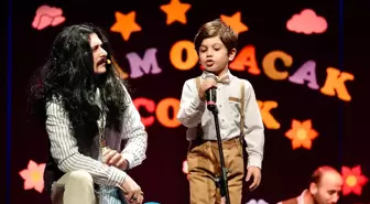 Barış Manço, vefatının 27. yılında özel bir programla Esenler'de anıldı