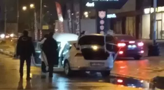 Bursa'da film gibi operasyon: Pompacı kılığıyla yakalandılar, el bombası ve silah ele geçirildi