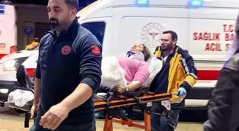 Bursa'da otomobil duvara çarptı: 2 yaralı