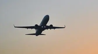 İstanbul- Tahran seferini yapan uçak acil kodu vererek Ankara'ya iniş yaptı