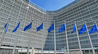 AB, İsrail'in Gazze'ye saldırılarını kınadı