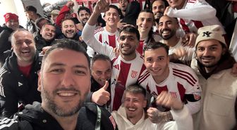 Ayvalıkgücü Belediyespor, Afyonspor'u 4-1 mağlup ederek 8. galibiyetini aldı