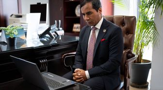 Bangladeş'in Ankara Büyükelçisi Haq, AA'nın 'Yılın Kareleri' oylamasına katıldı