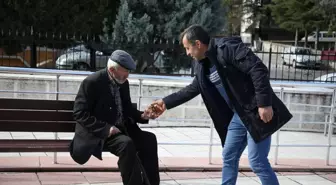 Beypazarı Belediyesi kandil simidi dağıttı