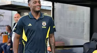 Fener taraftarı şokta! Jhon Duran akşamki maçı beklemeden uçağa binip gitti