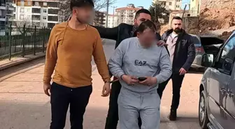 Operasyonda 'dur' ihtarına uymadı, kovalamaca sonucu uyuşturucuyla yakalandı