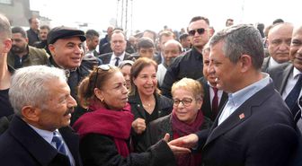 Özgür Özel Nurdağı'nda depremzedelerle bir araya geldi
