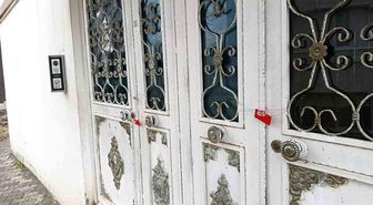 Şanlıurfa'da istinat duvarı yıkılan binanın yanındaki apartman da boşaltıldı