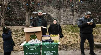 Sultan Şeyhmus EZ-ZULİ Derneği'nden Berat Kandili ikramı