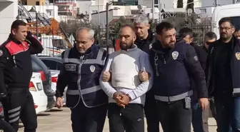 Adana'da 1 kişinin öldüğü, 1 kişinin yaralandığı bıçaklı kavgaya ilişkin 2 şüpheli tutuklandı